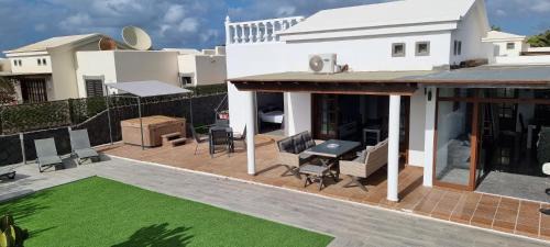 Montana Roja Villa | Casa De Nefertiti