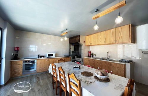 Lombada Velha House | Casa de Pedra Alojamento