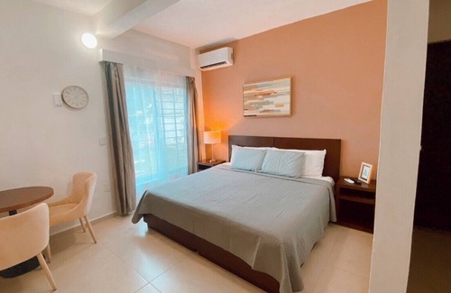 Alfredo V. Bonfil Hotel | Casa de Piedra