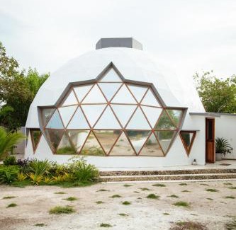 Tierra Bomba Island Hotel | Casa de playa Kommox Beach