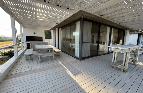 San Vicente House | Casa de Playa en Barrio Semiprivado