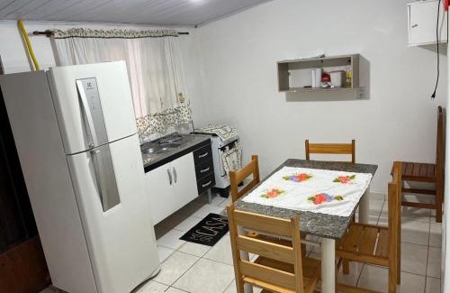 Porto Novo House | Casa de Praia -500 metros da Praia - Com 06 camas -sendo duas de casal - Garagem e entrada individual- Ar condicionado e roupa de cama