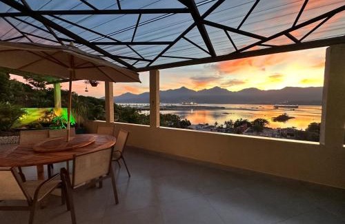 Praia Grande House | Casa de praia com vista para o mar