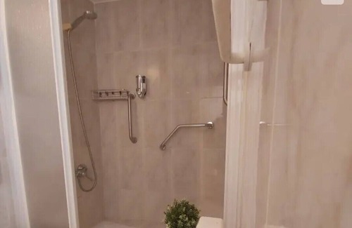 Solana del Pino House | Casa de Pueblo con Calefacción, Aire Acondicionado,agua Caliente, Wifi y Terraza