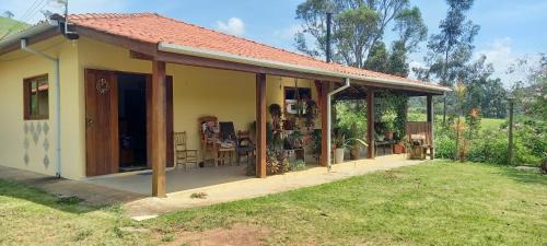 Costas House | Casa de sítio