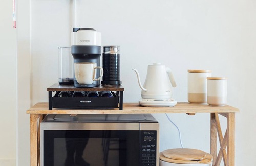 Twentynine Palms House | Casa Del Desierto—Private Boho Oasis with Palm Trees, Hot Tub, Fire Pits