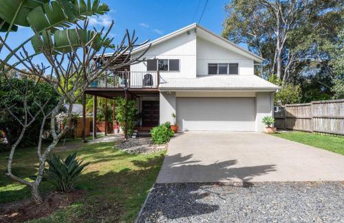 Wooloweyah House | Casa Del Lago - Oceanstays - Lakehouse