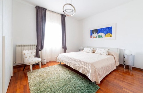 Lumiere House | Casa delle Lumiere. 6 beds between the sea, thermal baths, and the Tuscan countryside