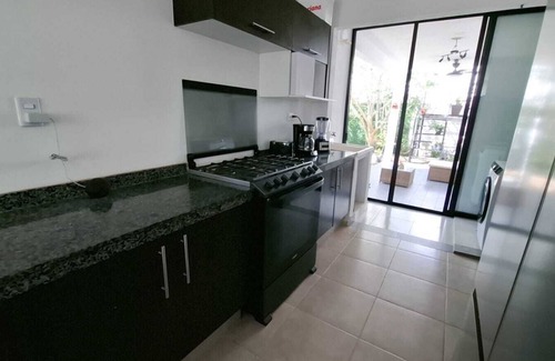 Conkal House | Casa Descanso in Condominium