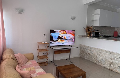 Praia Apartment | Casa di Doce – Cape Verdean Vibes & Homemade Delights – 2BR/2BA in Palmarejo
