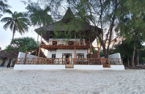 Kiwengwa Villa | Casa di Lilli - delicious and comfortable beachfront holiday home- Casa Mango