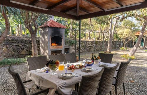 Ponta Delgada House | Casa do Terreiro by An Island Apart