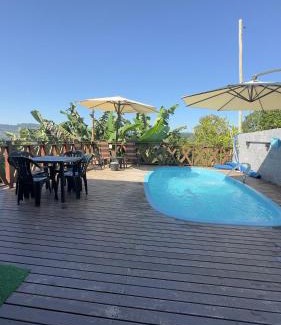 Piratuba House | Casa dos Gerânios com Piscina - 4 Quartos climatizados, espaçosa ideal para encontro de grupos e familiares, próximo do Parque Termal!