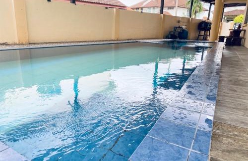 Bukit Baru House | Casa Drezqi Homestay Melaka Private Pool