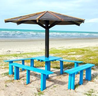 Luis Correia House | Casa duplex beira mar reformada com piscina no Peito Moça