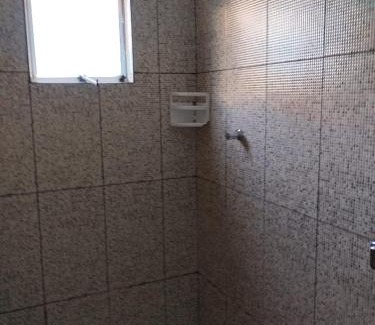 Raul Cury House | Casa em Itanhaém com piscina