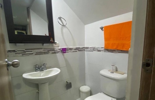 Armenia House | Casa En Armenia a 15 min Parque del Cafe, Aeropuerto Eden y Lugares Turisticos