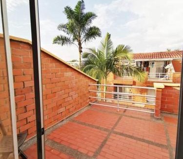 Pereira Apartment | Casa En Conjunto Con Piscina By Parceros Group