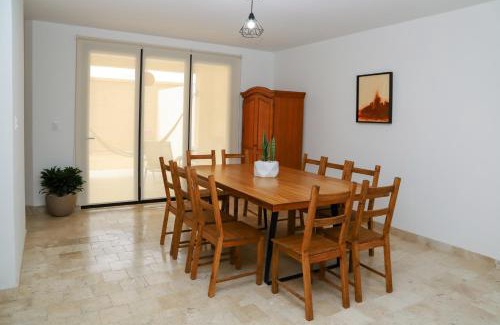 Arcos de San Miguel Villa | Casa en hermoso condominio, 10 personas!