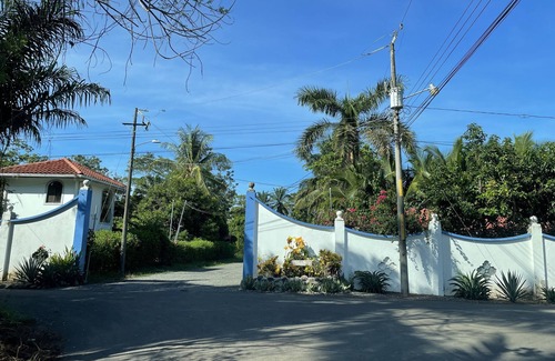 Parrita House | Casa en la Playa, Cerca de 3 Parques Nacionales en Costa Rica