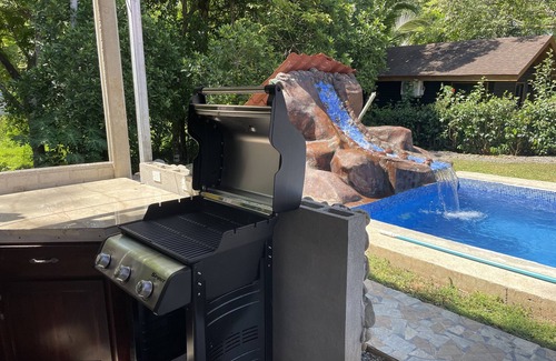 Parrita House | Casa en la Playa, Cerca de 3 Parques Nacionales en Costa Rica