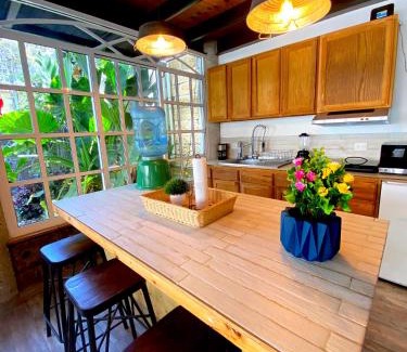 Tepoztlan House | Casa Encino con alberca climatizada en Tepoztlán