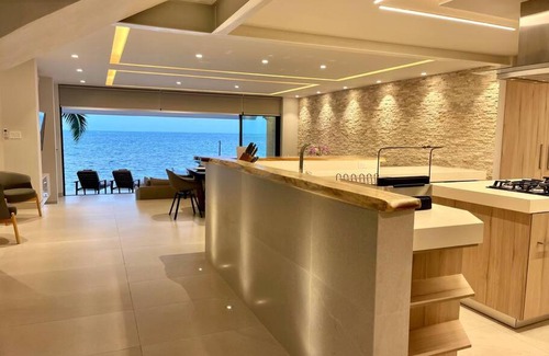 Zona Hotelera Villa | Casa F