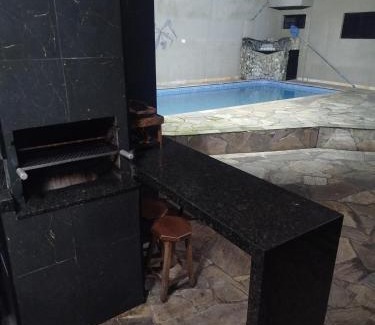 Tupi House | Casa familiar com Piscina Praia Grande