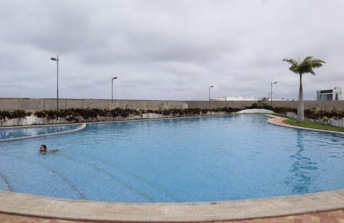 Punta Carnero House | Casa Florencia gran piscina