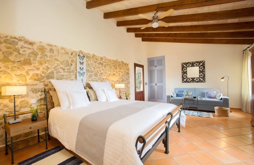 Maria de la Salut Hotel | Casa Font I Roig