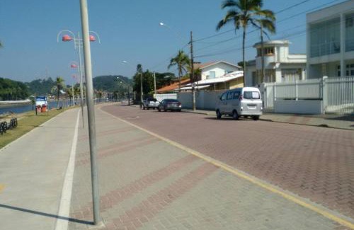 Centro House | CASA - FRENTE PARA O MAR