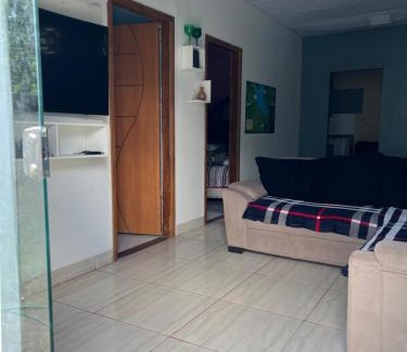 Presidente Figueiredo House | Casa Goes