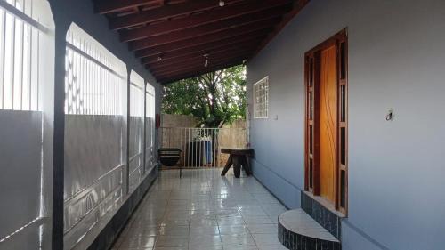 Barra do Garcas House | Casa grande, ar em todos os quartos, cabe 3 carros