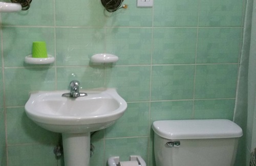 Municipality of Cienaga de Zapata House | Casa Guanaba's Nest