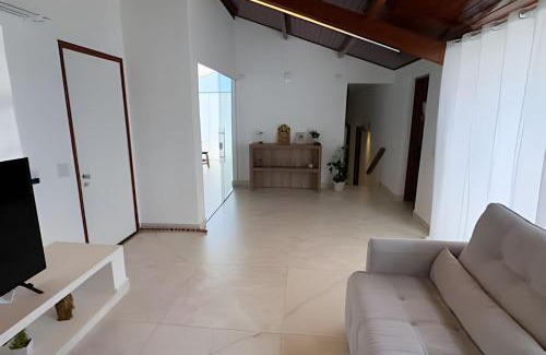 Lamartine House | Casa Harmonia e Estilo em Araxá