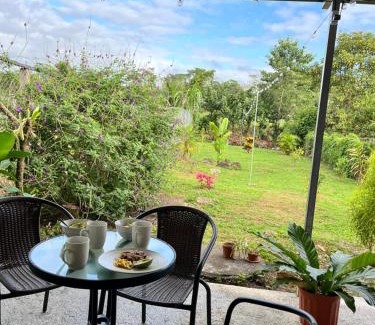 Los Angeles House | Casa Heliconia- La Fortuna