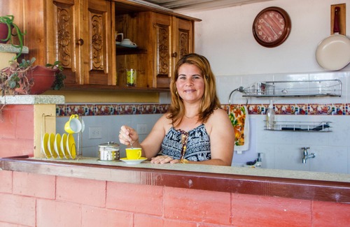 Cienfuegos Bed & Breakfast | Casa Hostal Hermanos BF