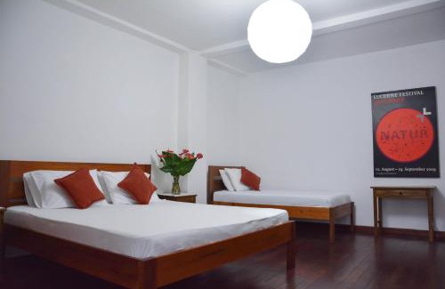 Cali Hotel | Casa Hotel Jardin Azul