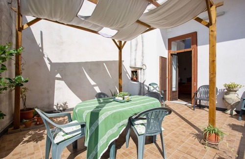 Cava de' Tirreni House | Casa IDA Build Xviii Century