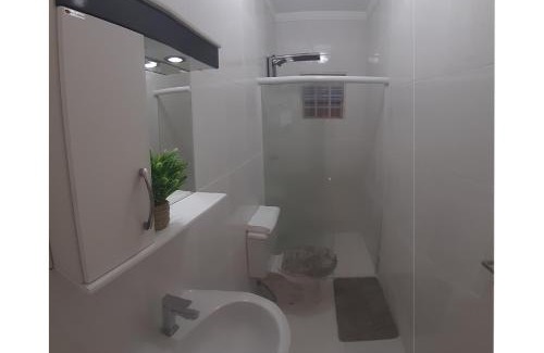 Maringa Apartment | Casa incrível com 2 quartos e estacionamento incluso