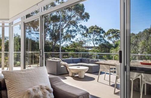 Eagle Bay Apartment | Casa Indigo - Modern Bushland Retreat by the Sea