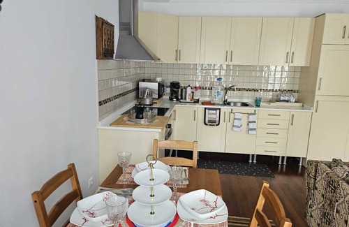 La Solana House | Casa Ita, ideal for family trips, groups of friends or business stays.