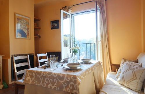 Aracena House | Casa La Buganvilla 2 Aracena