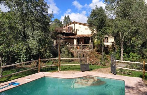 Castano del Robledo Ski Chalet | CASA LA INDIANA