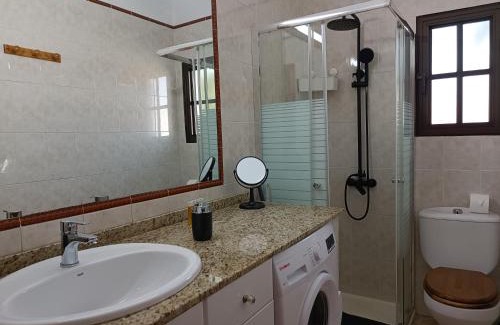 Triquivijate House | Casa Las Tinajas 1