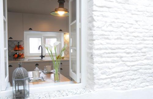 Carmona House | CASA LEÓN BLANCO CARMONA reformada céntrica con chimenea y terraza con vistas