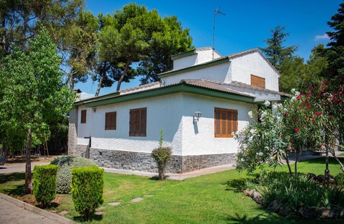 Chiva House | Casa Les Garroferes for 20 people