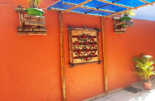 Jardim Santa Tereza House | Casa linda com Piscina e Jogos, pertinho da Praia