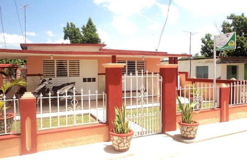 Municipality of Cienaga de Zapata House | Casa Los Morales PLAYA GIRON