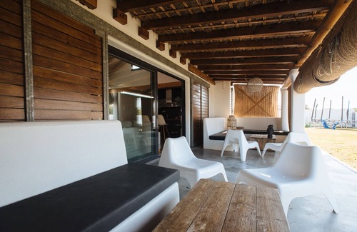 Los Canos de Meca House | CASA LOS SUEÑOS -RELAX 1000M2, SAND POOL; Free WIFI; BBQ, A/C